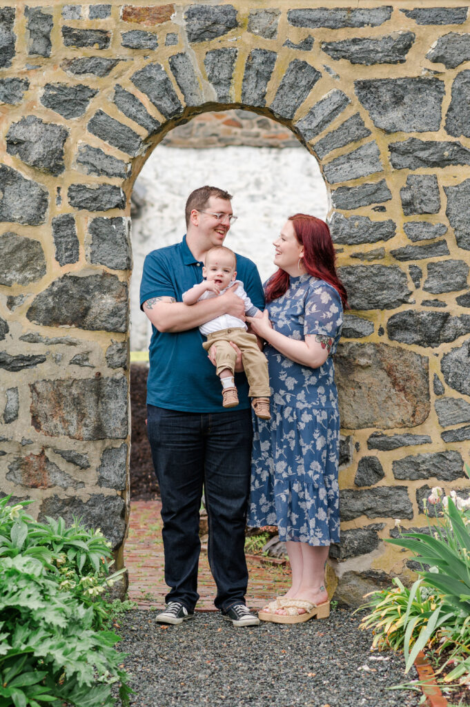 Rainy Family Photoshoot in North Wilmington Delaware