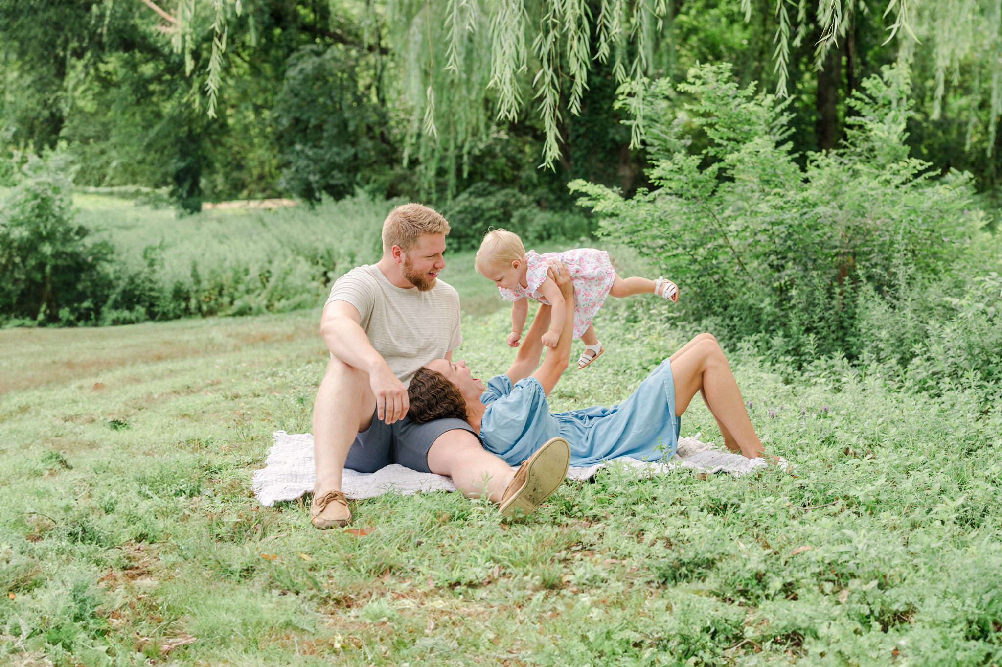 Summer family photos at Bellevue State Park in Wilmington Delaware with Click Joy Photography