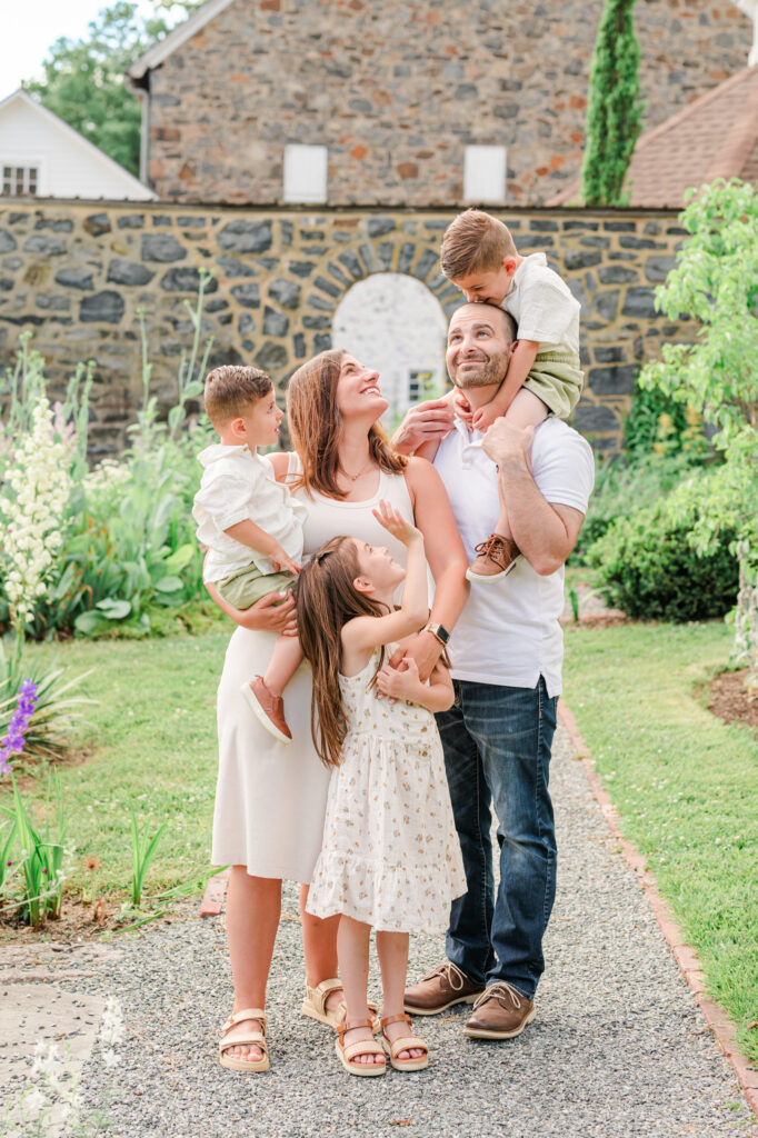 Family Photoshoot at Goodstay Gardens in Wilmington Delaware with Click Joy Photography