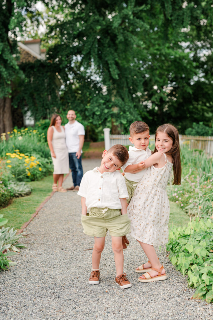 Family Photoshoot at Goodstay Gardens in Wilmington Delaware with Click Joy Photography